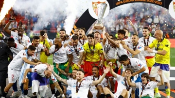 Photo: Europa League kings Sevilla beat Roma on penalties to win seventh crown