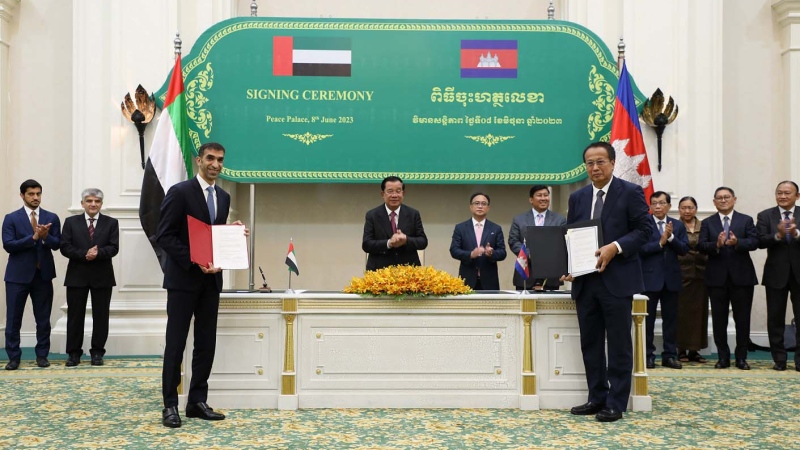 Photo: Prime Minister of Cambodia Hun Sen witnesses signing of UAE-Cambodia Comprehensive Economic Partnership Agreement
